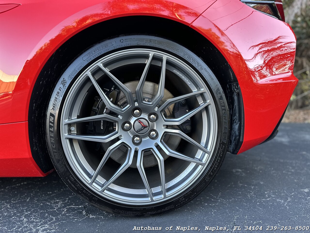 2024 Chevrolet Corvette Z06   - Photo 13 - Naples, FL 34104