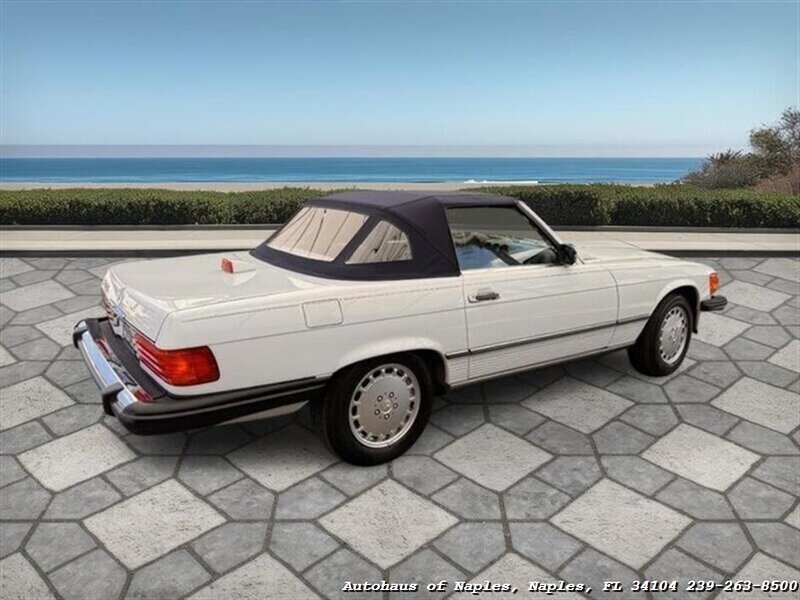 1986 Mercedes-Benz 560-Class 560 SL - Photo 4 - Naples, FL 34104