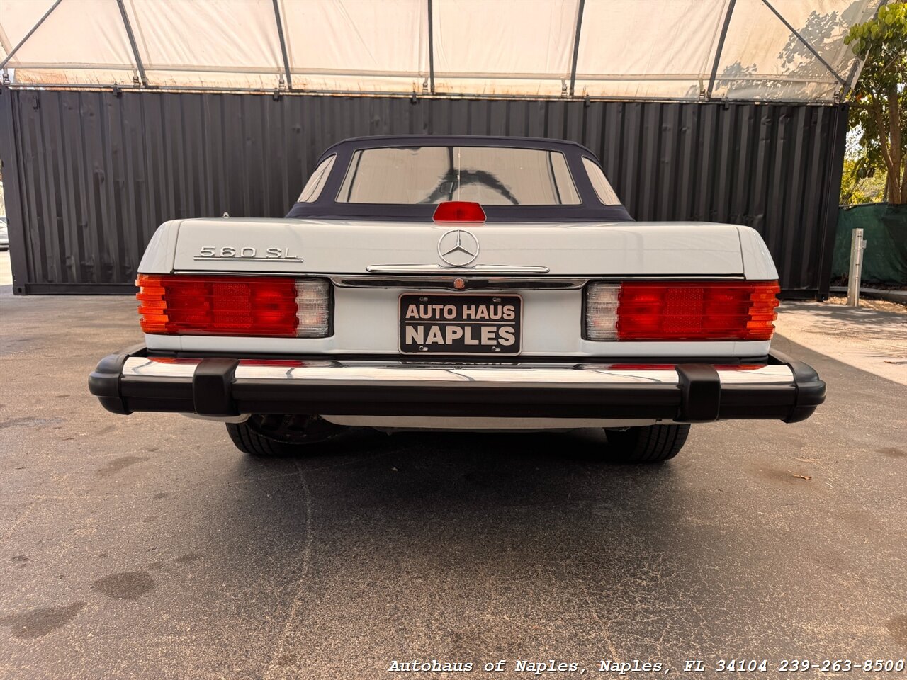 1986 Mercedes-Benz 560-Class 560 SL   - Photo 29 - Naples, FL 34104