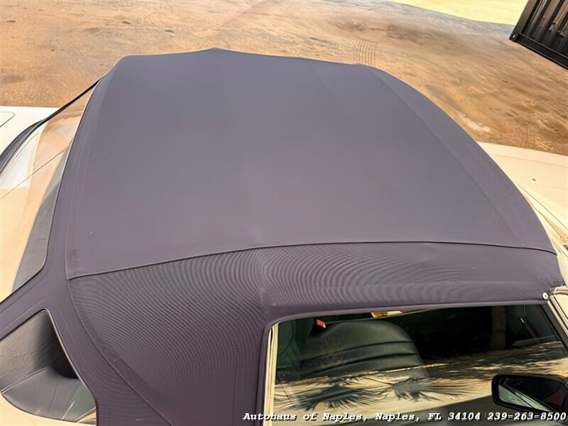 1986 Mercedes-Benz 560-Class 560 SL   - Photo 33 - Naples, FL 34104