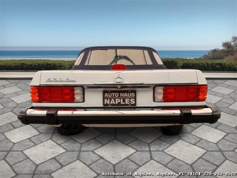 1986 Mercedes-Benz 560-Class 560 SL - Photo 29 - Naples, FL 34104