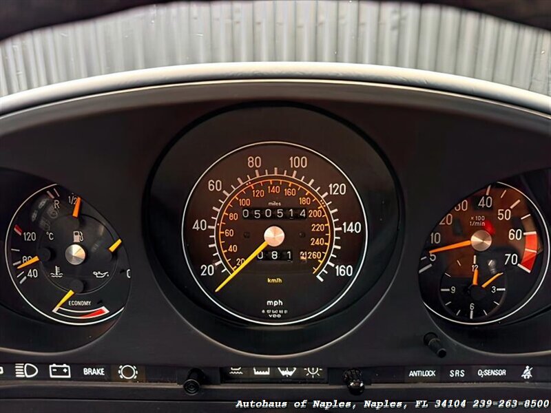 1986 Mercedes-Benz 560-Class 560 SL   - Photo 8 - Naples, FL 34104