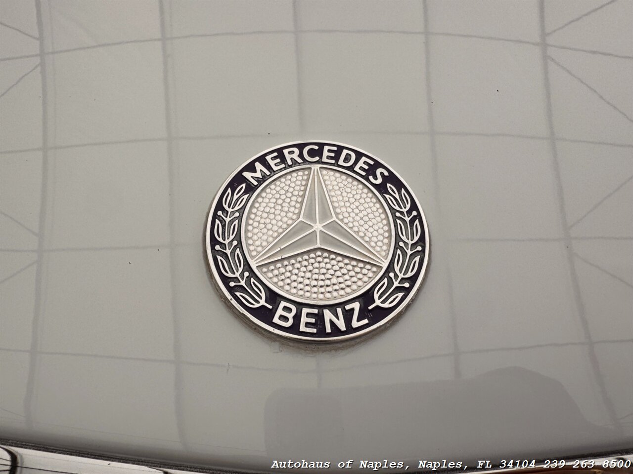 1986 Mercedes-Benz 560-Class 560 SL   - Photo 34 - Naples, FL 34104