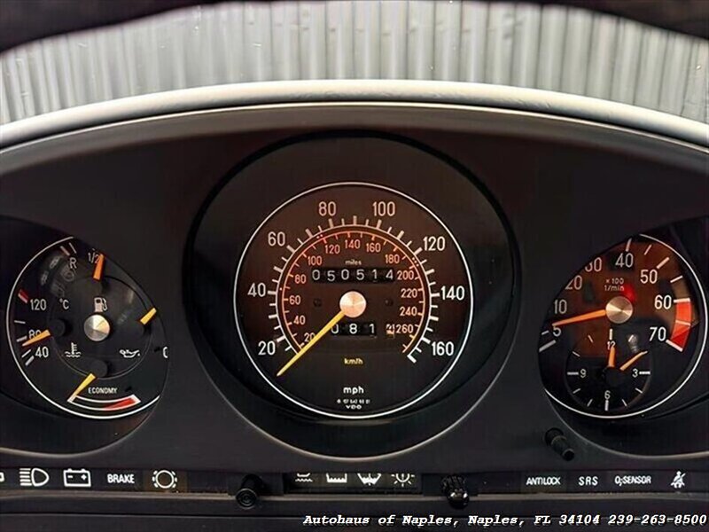 1986 Mercedes-Benz 560-Class 560 SL - Photo 8 - Naples, FL 34104