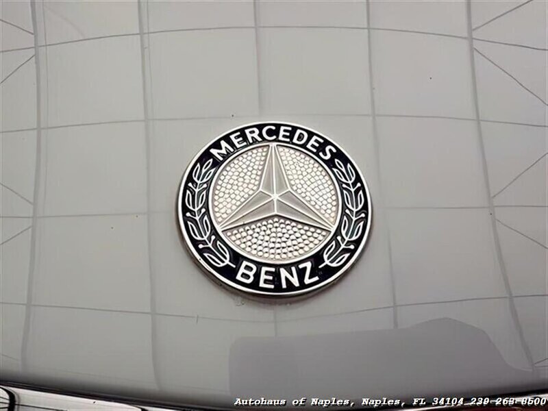 1986 Mercedes-Benz 560-Class 560 SL - Photo 34 - Naples, FL 34104