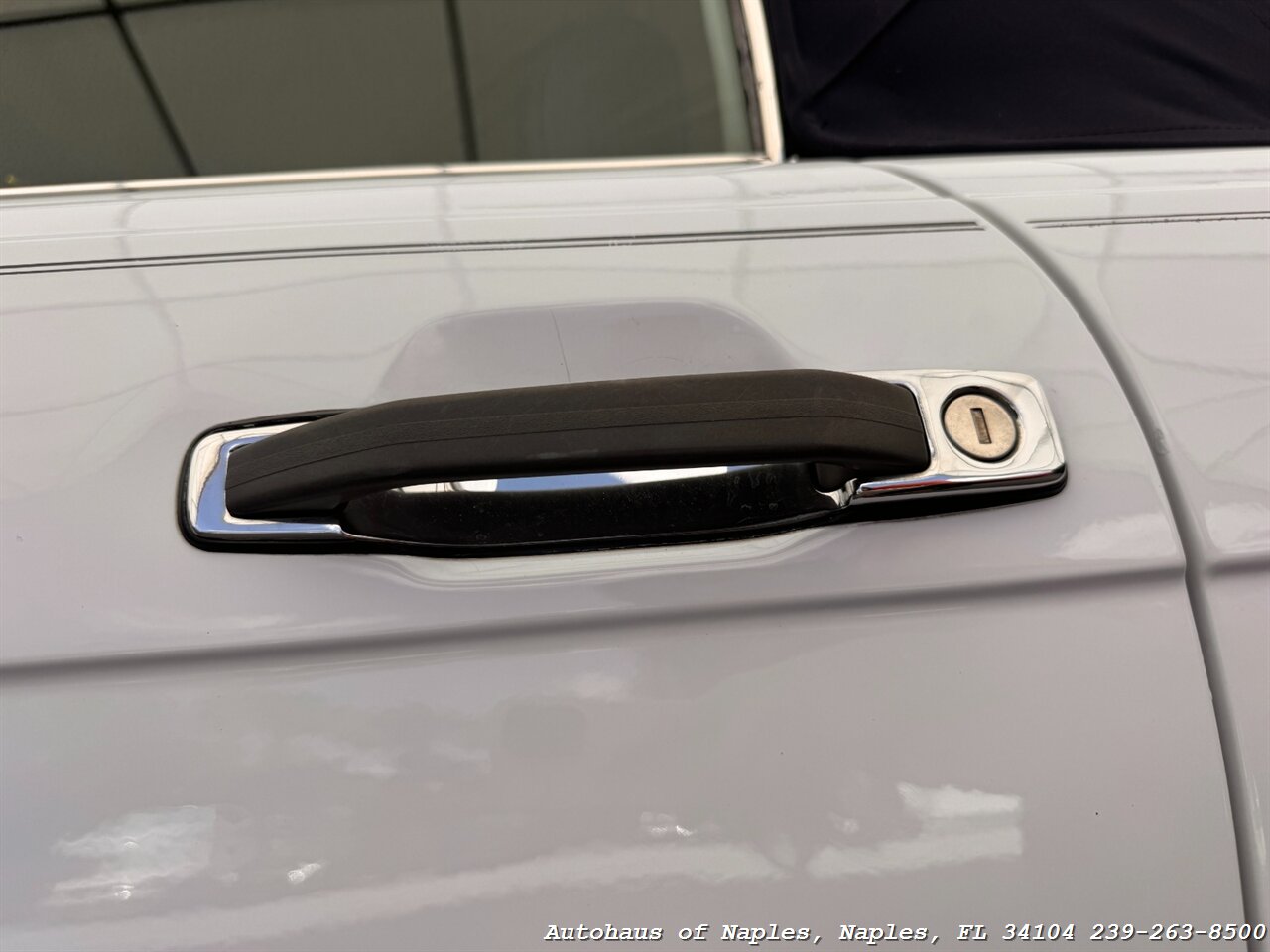1986 Mercedes-Benz 560-Class 560 SL   - Photo 31 - Naples, FL 34104