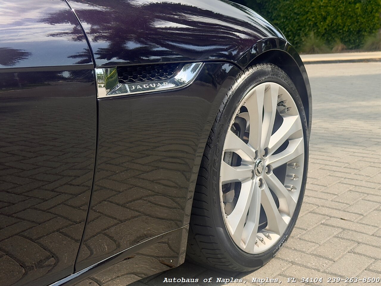 2014 Jaguar F-TYPE - Photo 9 - Naples, FL 34104