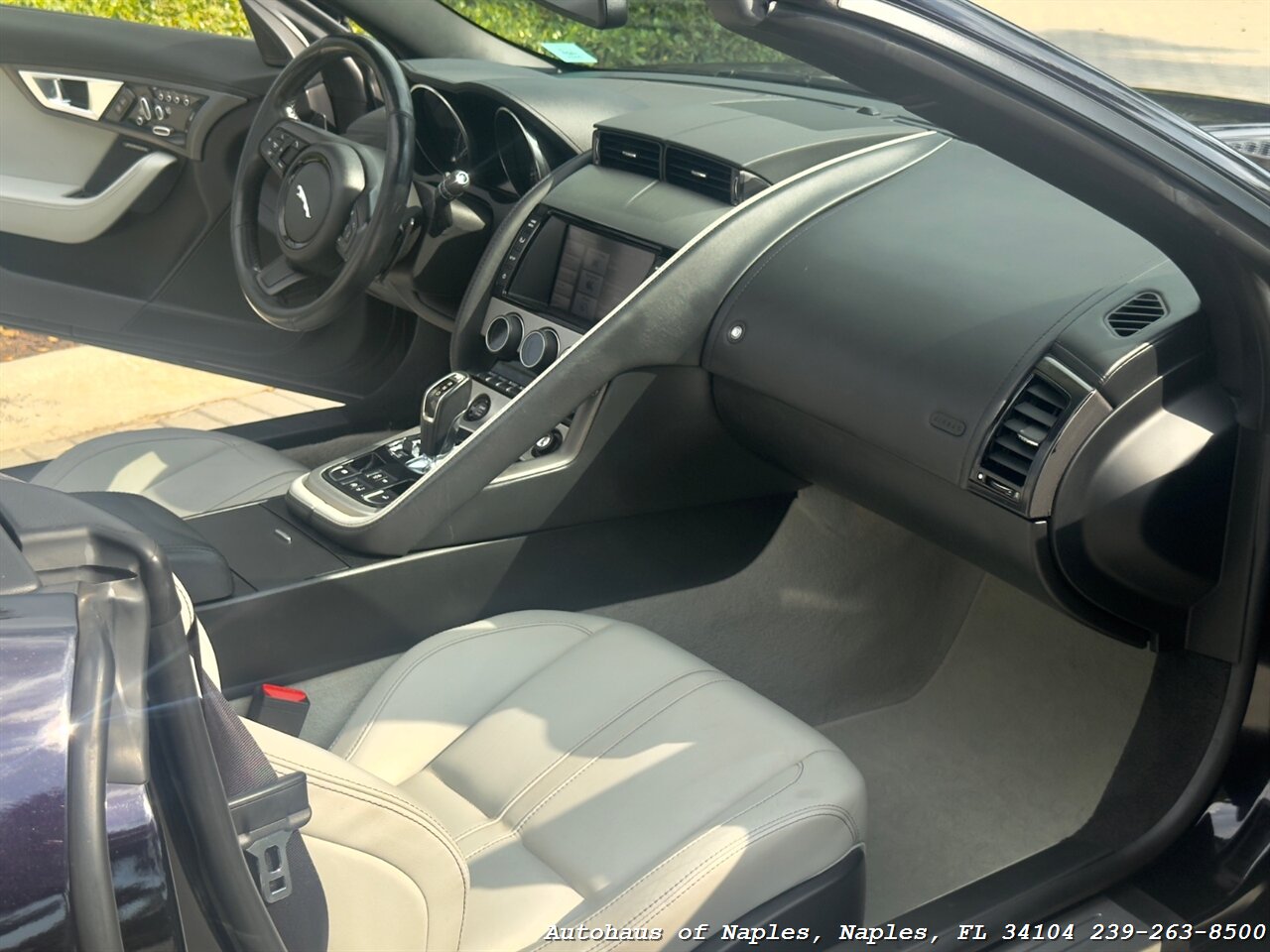2014 Jaguar F-TYPE - Photo 14 - Naples, FL 34104