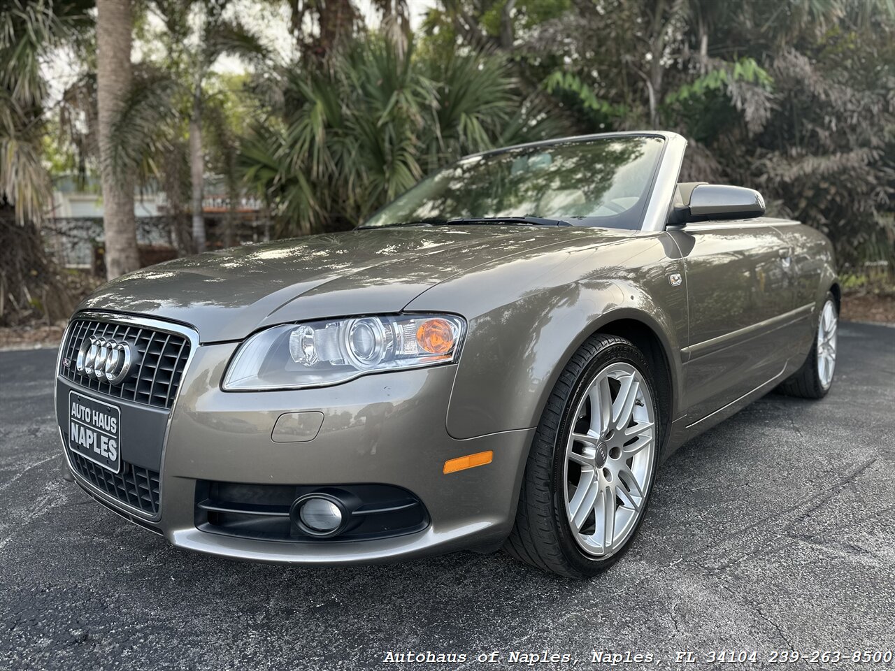 2009 Audi A4 2.0T   - Photo 5 - Naples, FL 34104