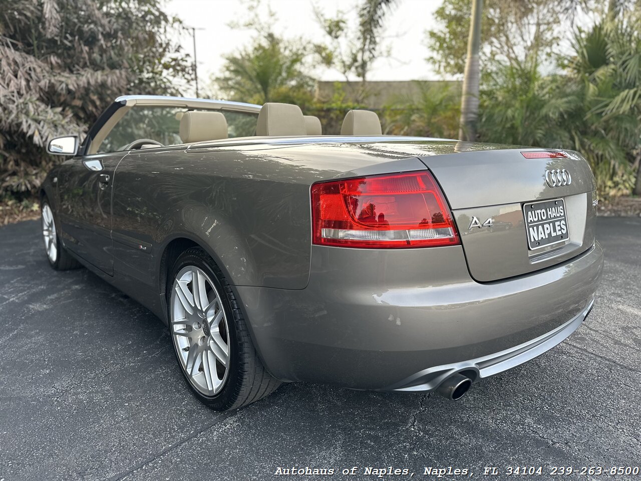 2009 Audi A4 2.0T   - Photo 16 - Naples, FL 34104