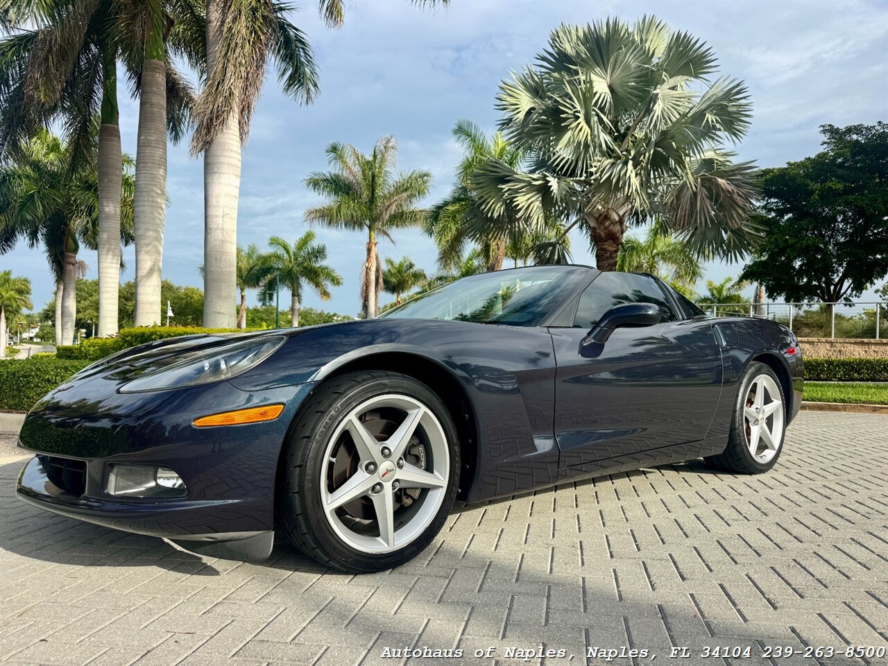 2013 Chevrolet Corvette - Photo 5 - Naples, FL 34104