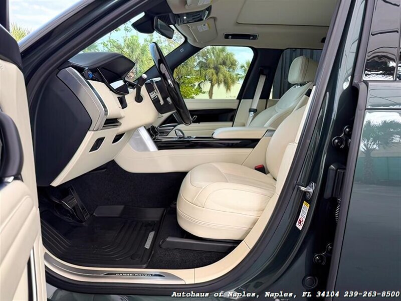 2023 Land Rover Range Rover P400 SE - Photo 23 - Naples, FL 34104