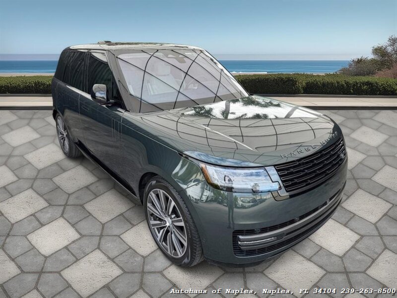 2023 Land Rover Range Rover P400 SE - Photo 3 - Naples, FL 34104