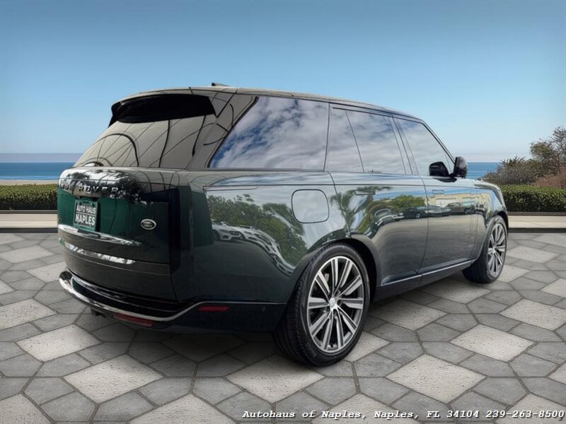 2023 Land Rover Range Rover P400 SE - Photo 11 - Naples, FL 34104
