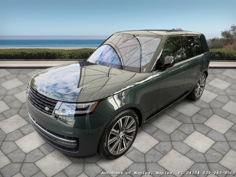2023 Land Rover Range Rover P400 SE - Photo 7 - Naples, FL 34104
