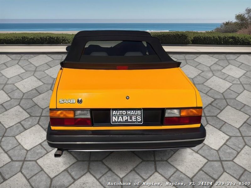 1991 Saab 900 Turbo   - Photo 3 - Naples, FL 34104