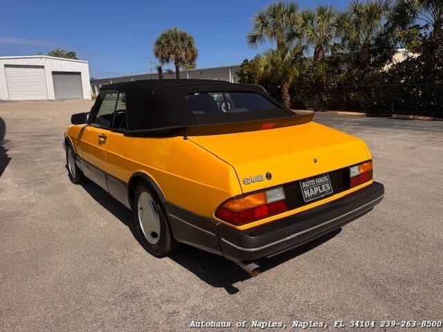 1991 Saab 900 Turbo   - Photo 4 - Naples, FL 34104