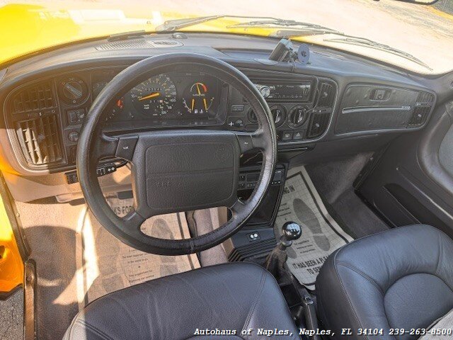 1991 Saab 900 Turbo   - Photo 7 - Naples, FL 34104