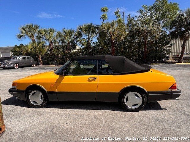 1991 Saab 900 Turbo   - Photo 5 - Naples, FL 34104