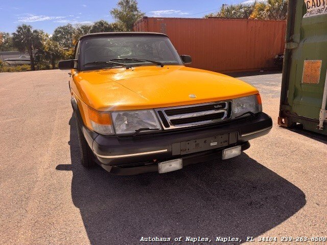 1991 Saab 900 Turbo   - Photo 2 - Naples, FL 34104