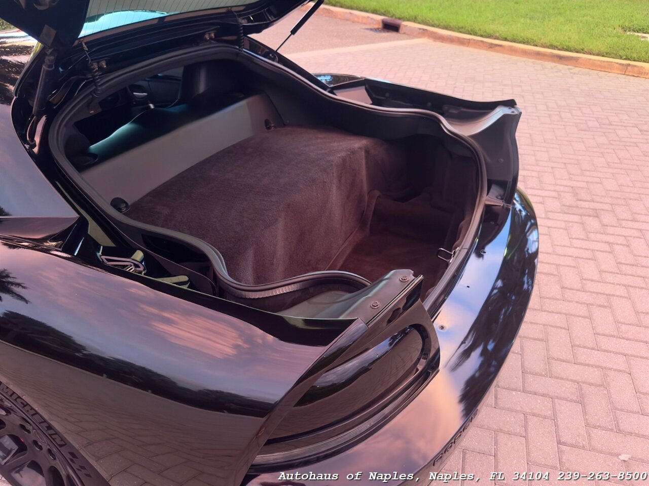 2006 Dodge Viper SRT-10 - Photo 22 - Naples, FL 34104