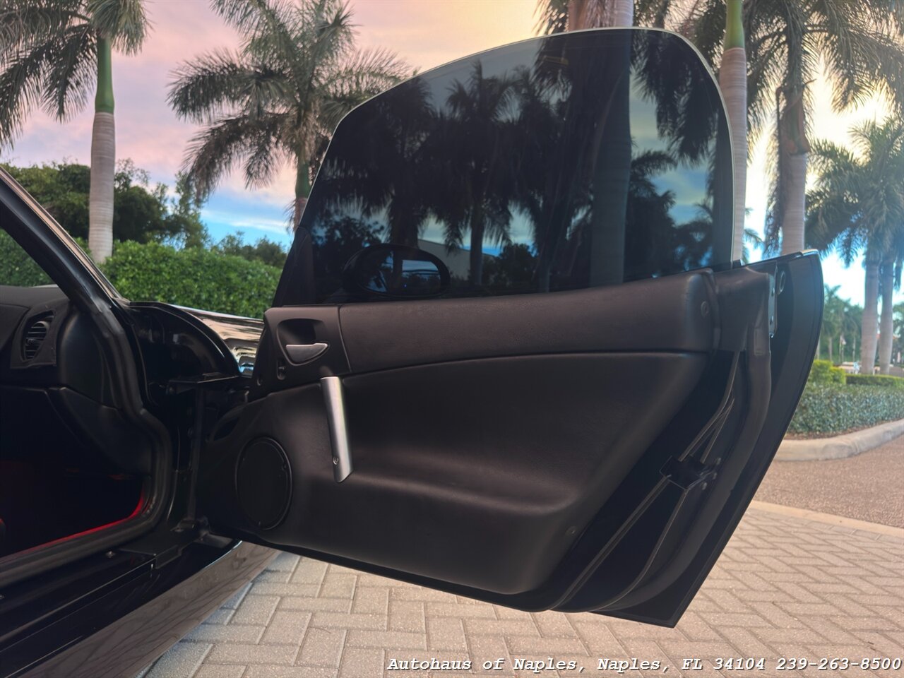 2006 Dodge Viper SRT-10 - Photo 25 - Naples, FL 34104