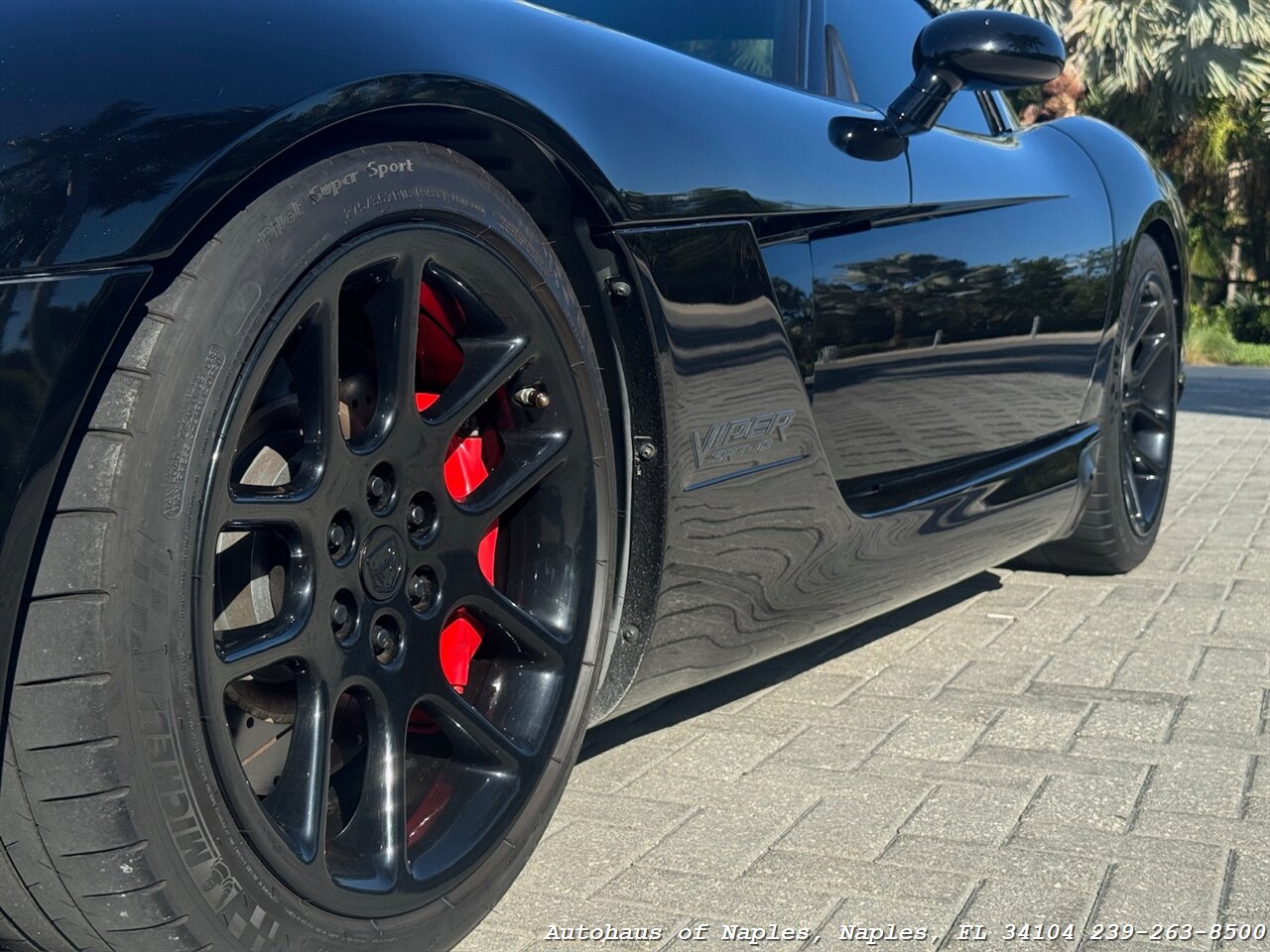 2006 Dodge Viper SRT-10 - Photo 38 - Naples, FL 34104