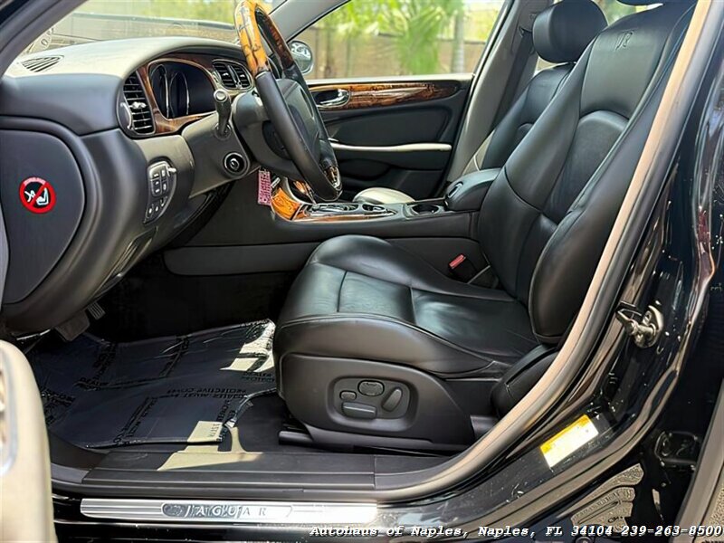 2004 Jaguar XJR - Photo 22 - Naples, FL 34104