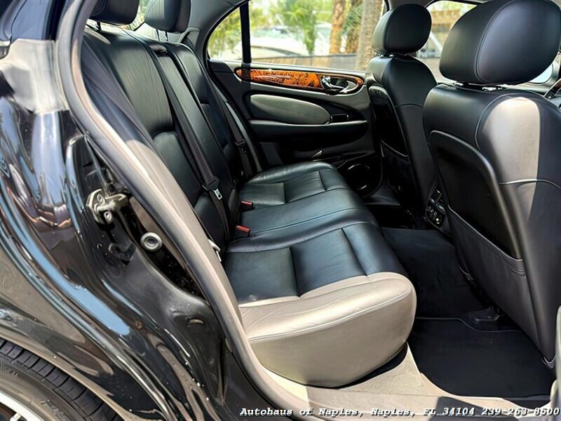 2004 Jaguar XJR - Photo 36 - Naples, FL 34104