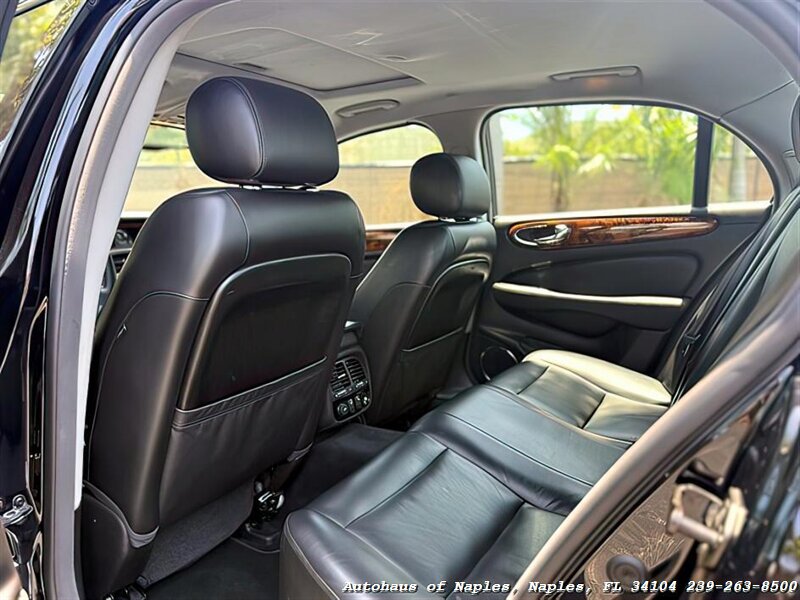 2004 Jaguar XJR - Photo 29 - Naples, FL 34104