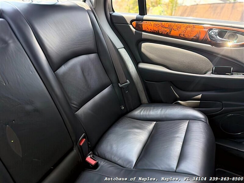 2004 Jaguar XJR - Photo 28 - Naples, FL 34104
