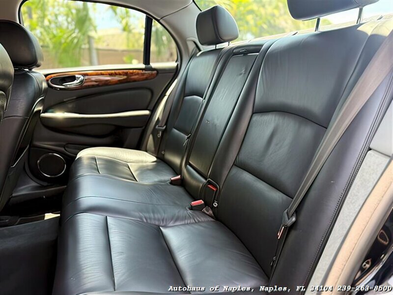 2004 Jaguar XJR - Photo 31 - Naples, FL 34104