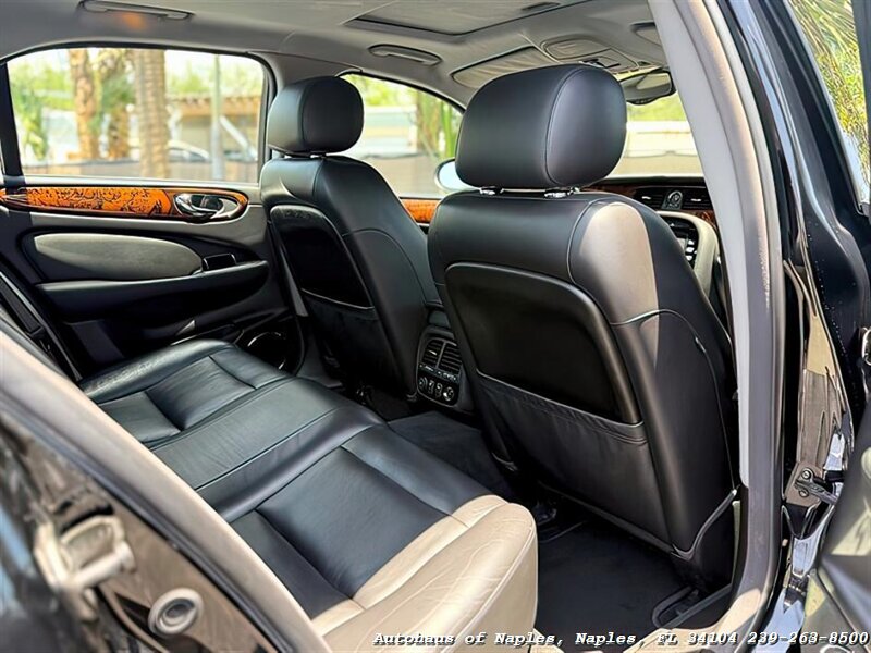 2004 Jaguar XJR - Photo 35 - Naples, FL 34104