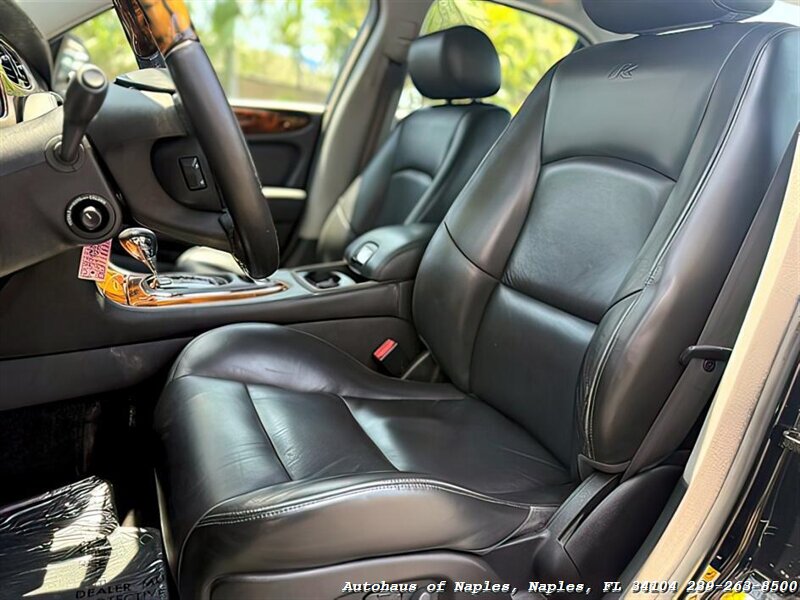 2004 Jaguar XJR - Photo 23 - Naples, FL 34104