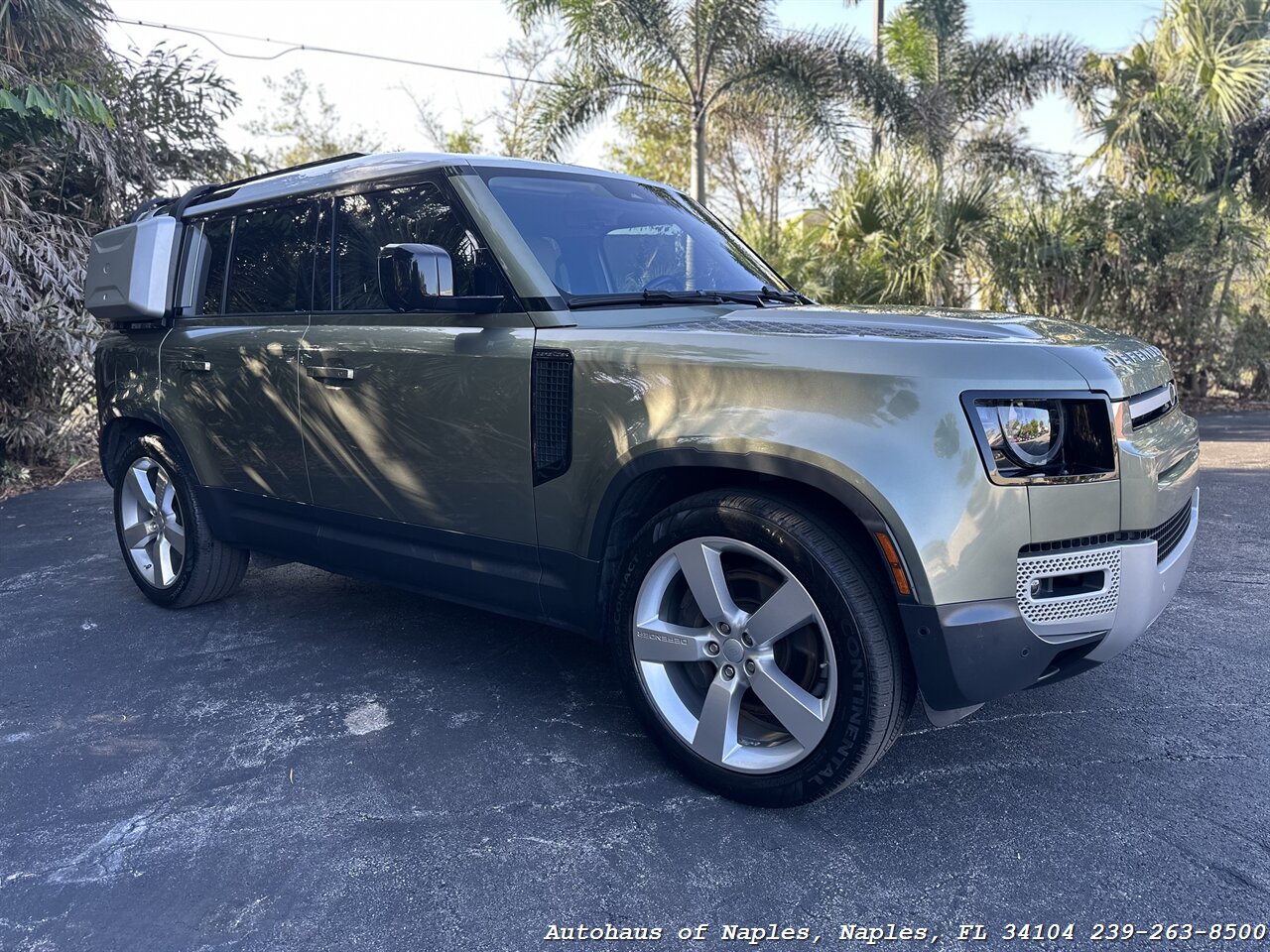 2020 Land Rover Defender 110 HSE AWD   - Photo 2 - Naples, FL 34104