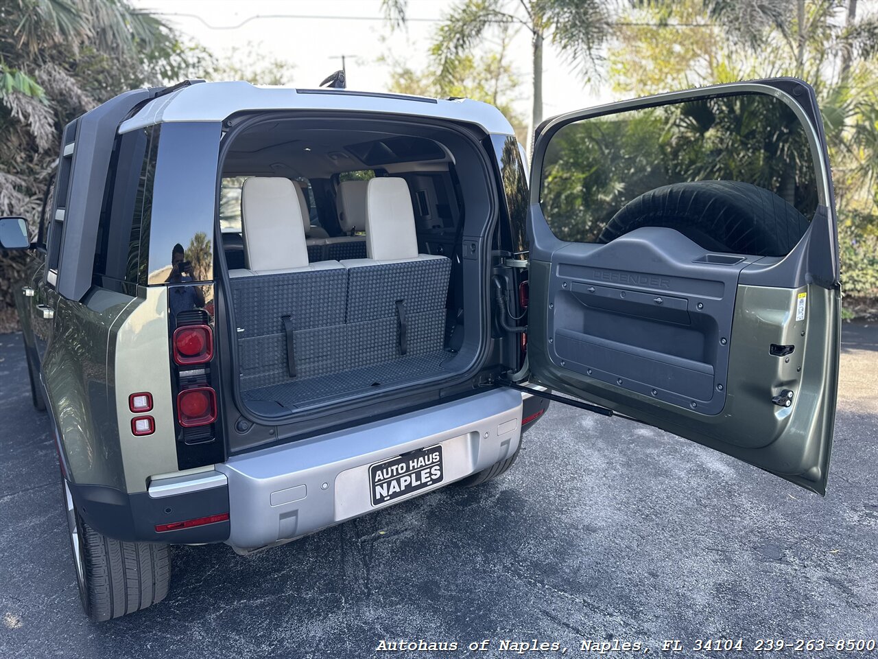 2020 Land Rover Defender 110 HSE AWD   - Photo 22 - Naples, FL 34104