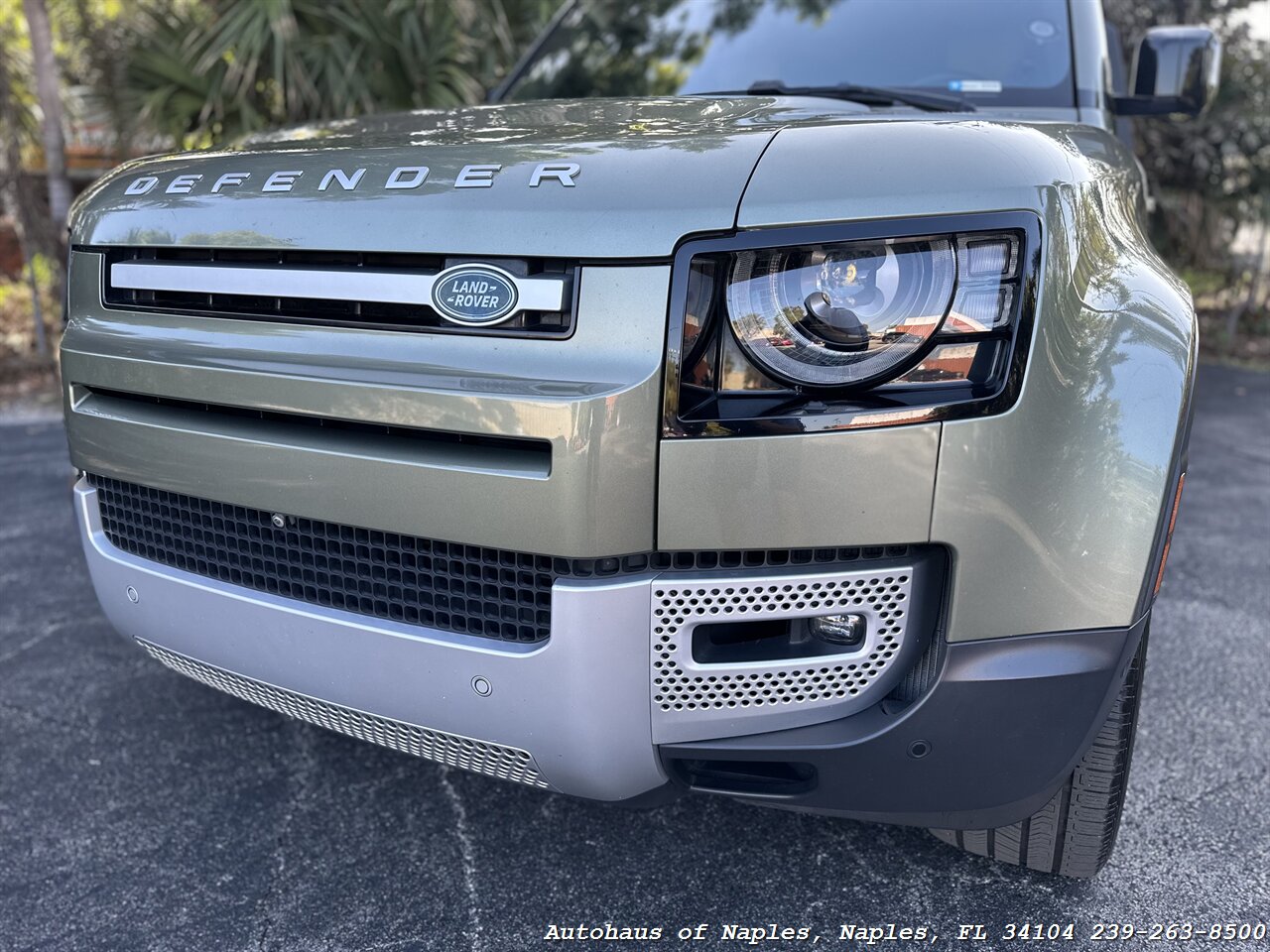 2020 Land Rover Defender 110 HSE AWD   - Photo 7 - Naples, FL 34104