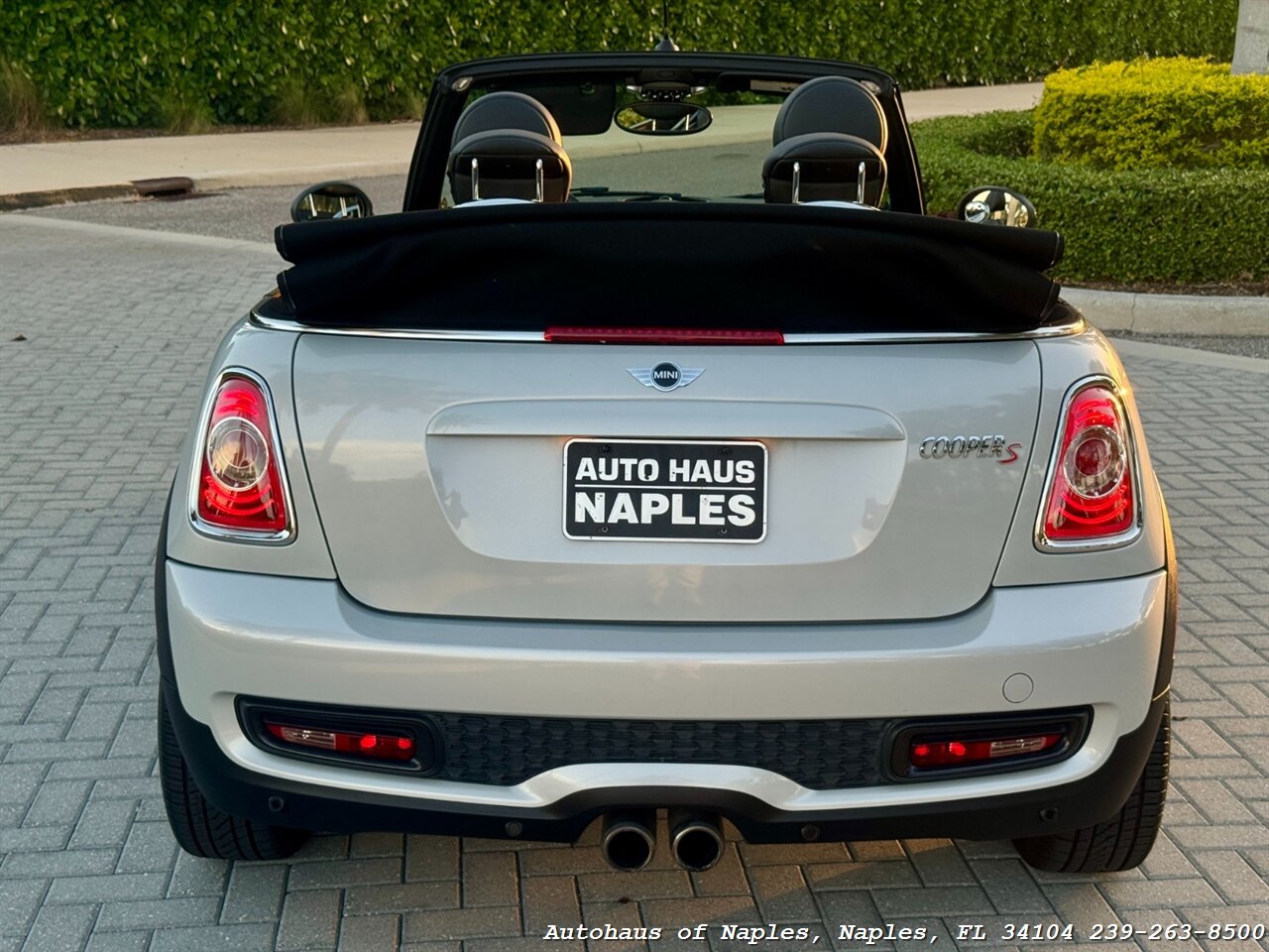 2013 MINI Convertible Cooper S - Photo 11 - Naples, FL 34104