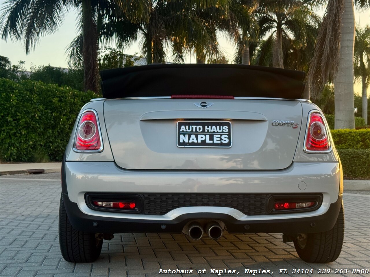 2013 MINI Convertible Cooper S - Photo 5 - Naples, FL 34104