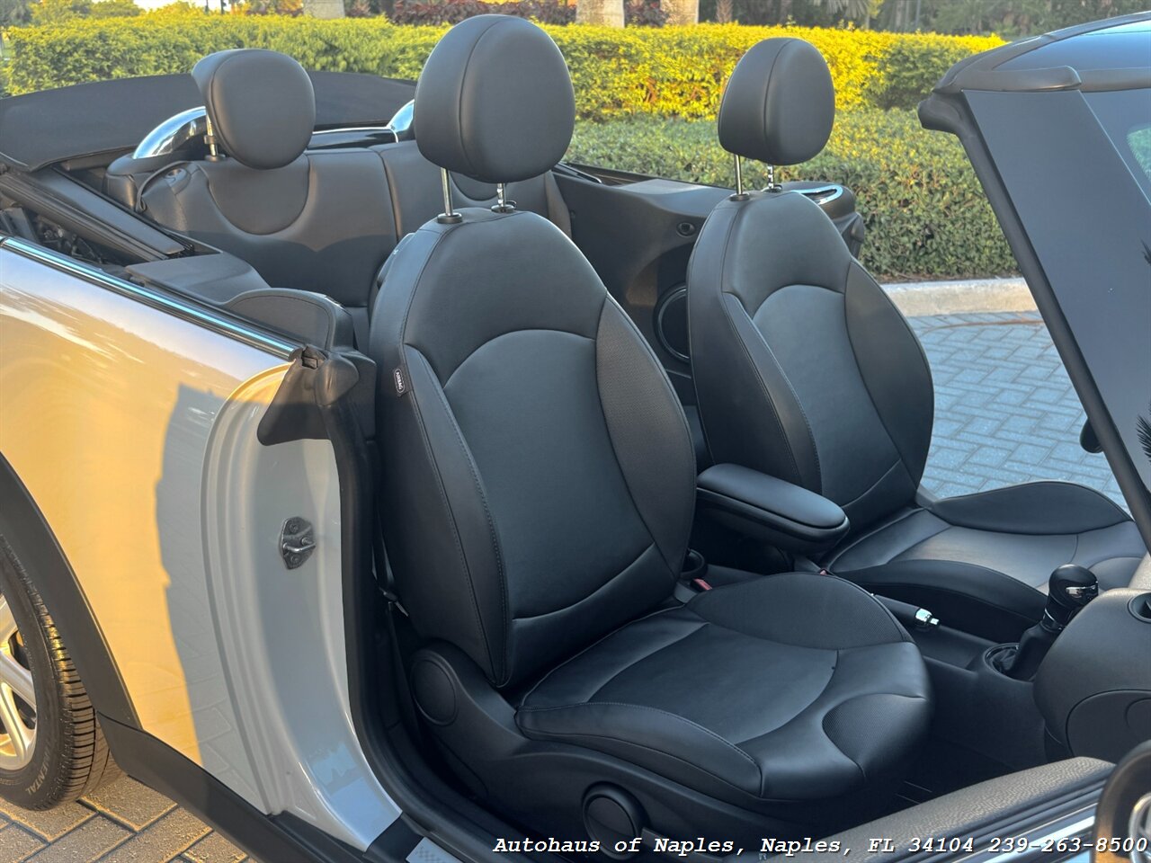 2013 MINI Convertible Cooper S - Photo 15 - Naples, FL 34104