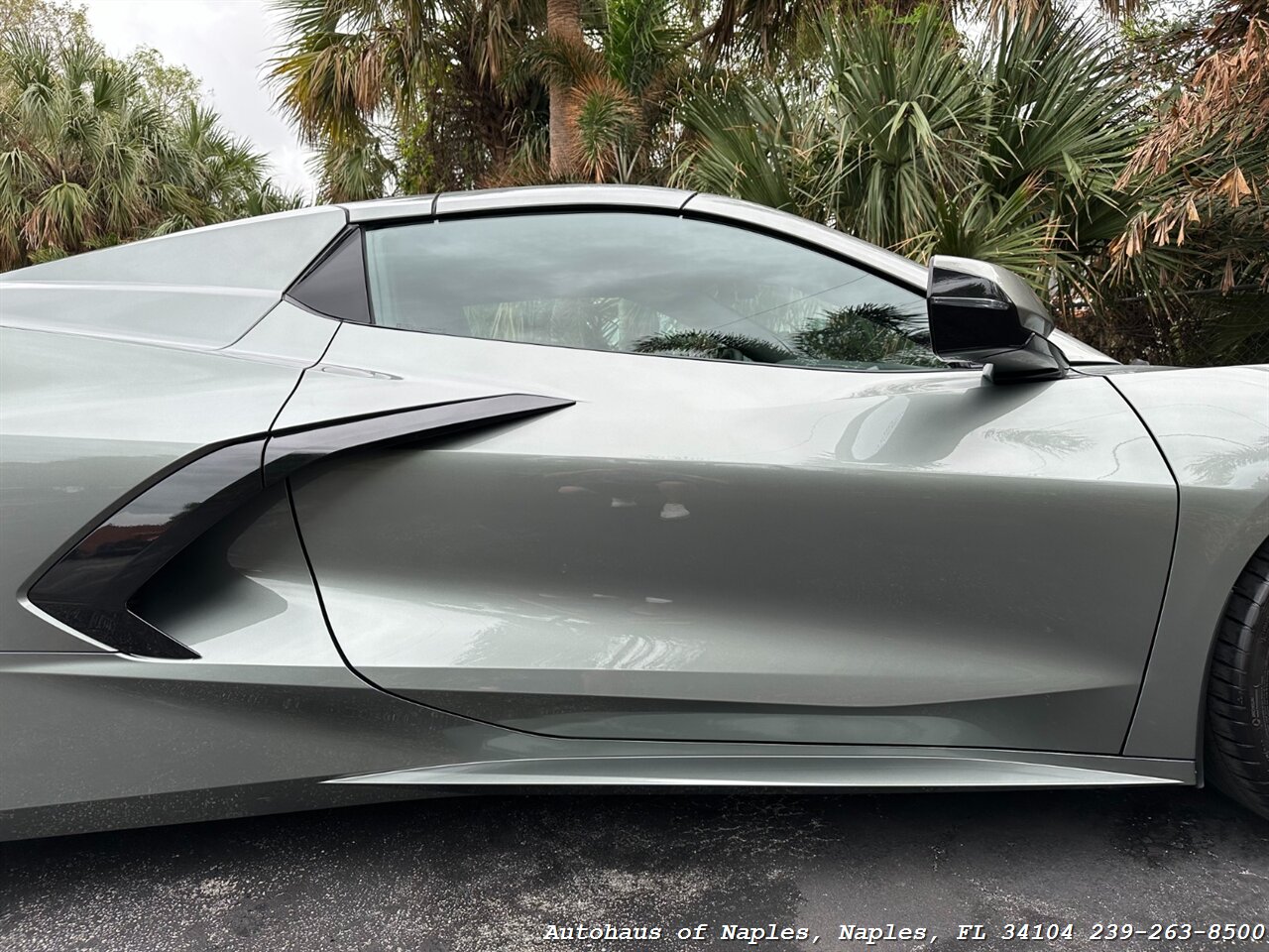 2024 Chevrolet Corvette Stingray Convertible w/ 2LT   - Photo 20 - Naples, FL 34104