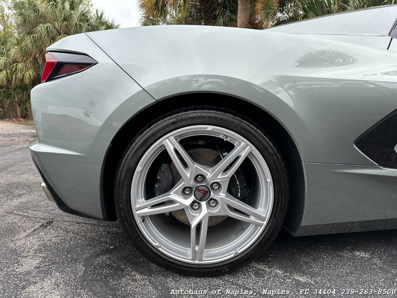 2024 Chevrolet Corvette Stingray Convertible w/ 2LT   - Photo 19 - Naples, FL 34104