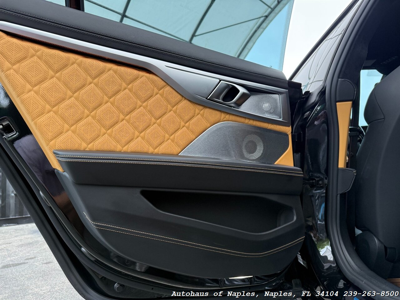 2022 BMW M8 Competition - Photo 28 - Naples, FL 34104