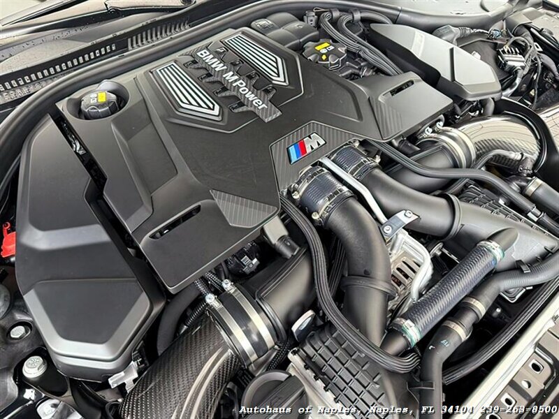 2022 BMW M8 Competition   - Photo 16 - Naples, FL 34104