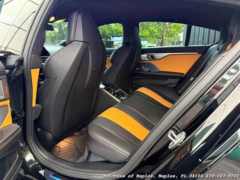2022 BMW M8 Competition   - Photo 25 - Naples, FL 34104