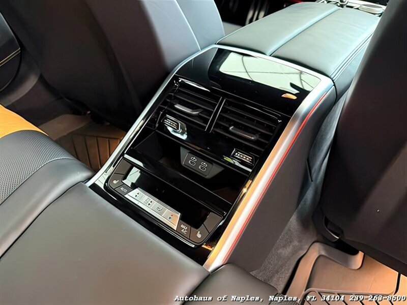 2022 BMW M8 Competition   - Photo 39 - Naples, FL 34104