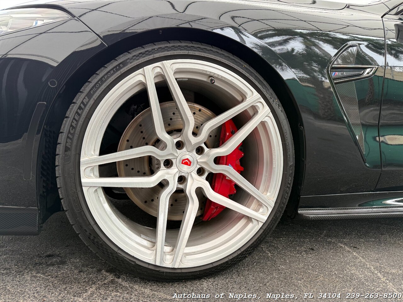 2022 BMW M8 Competition - Photo 13 - Naples, FL 34104
