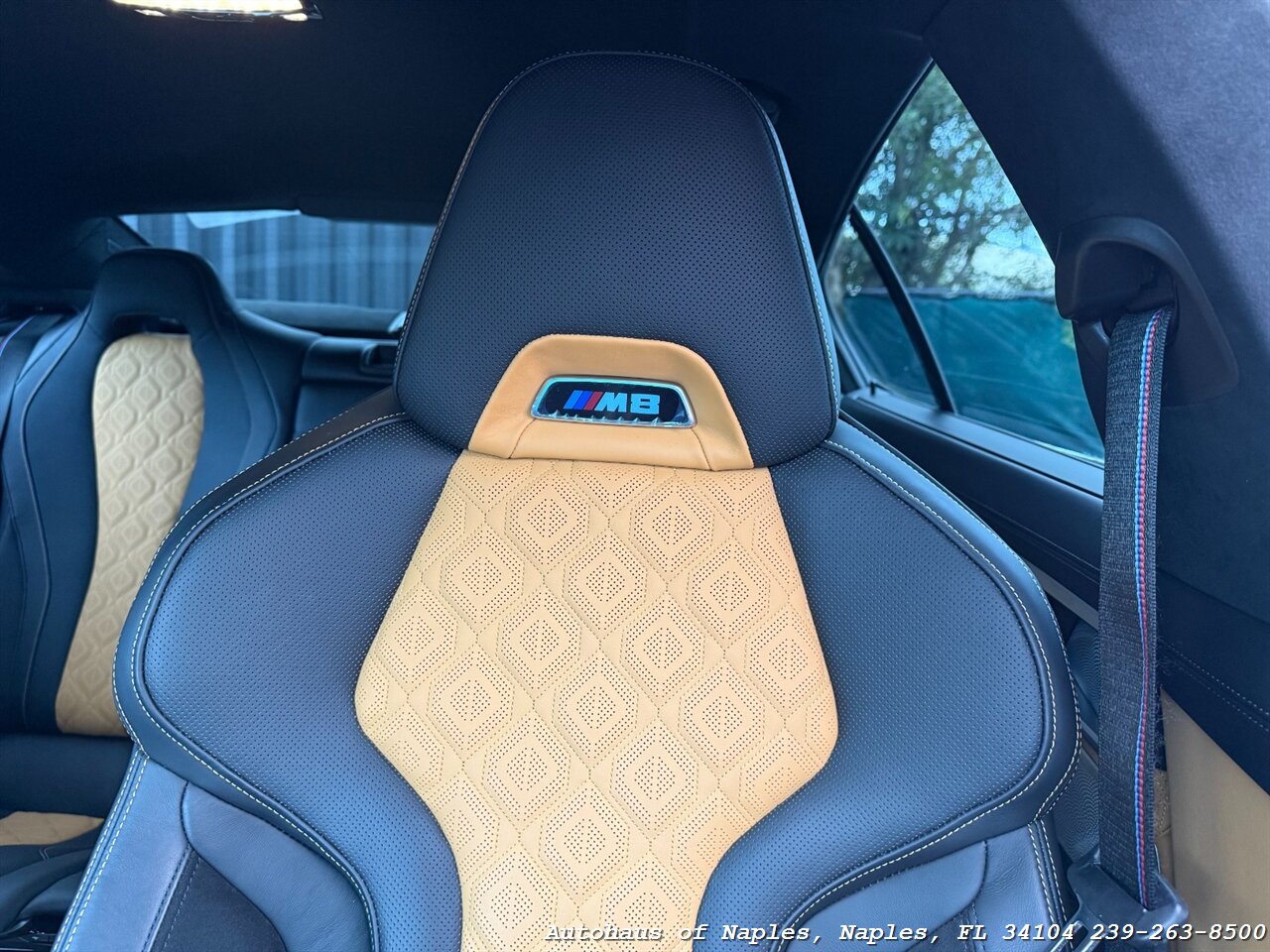 2022 BMW M8 Competition - Photo 23 - Naples, FL 34104