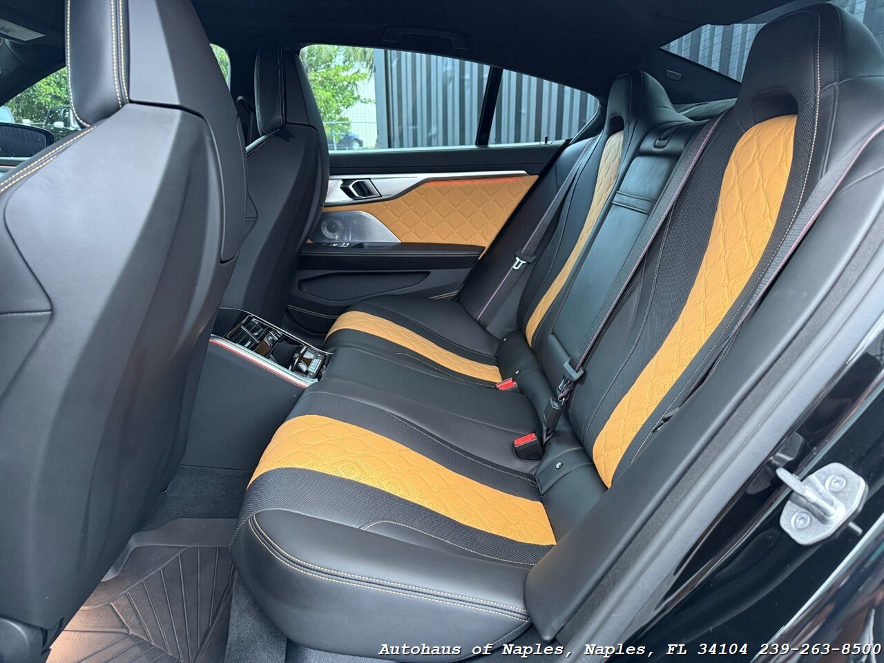 2022 BMW M8 Competition - Photo 26 - Naples, FL 34104
