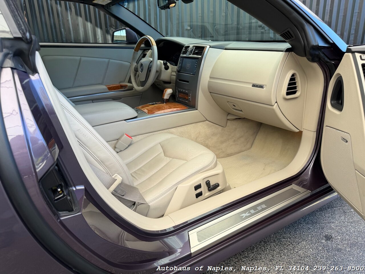 2004 Cadillac XLR Neiman Marcus Edition # 036 / 101   - Photo 26 - Naples, FL 34104